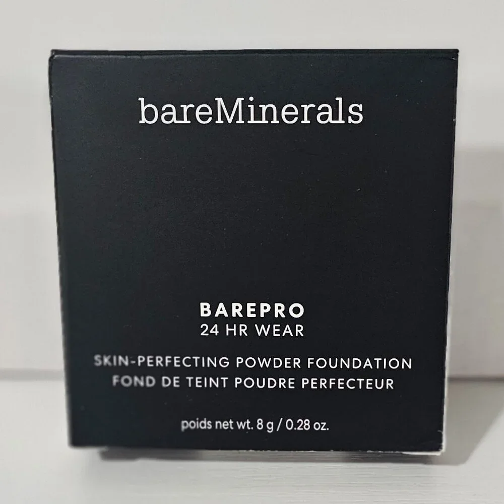 bareMinerals BAREPRO 24HR Skin-Perfecting Powder Foundation -Medium Deep 45 Cool